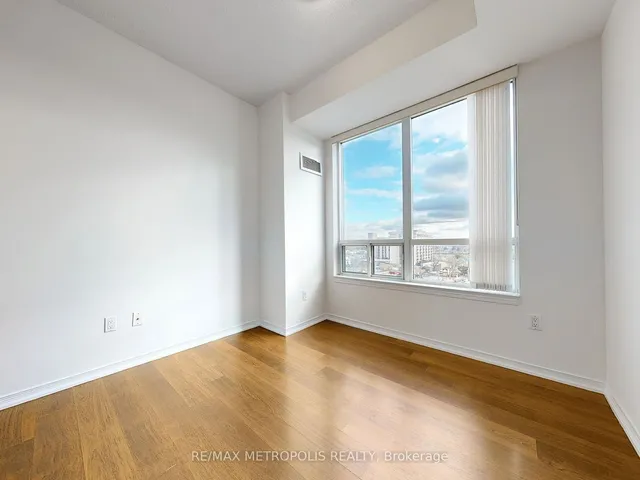 Additional property image - 2772 keele st St Unit 807