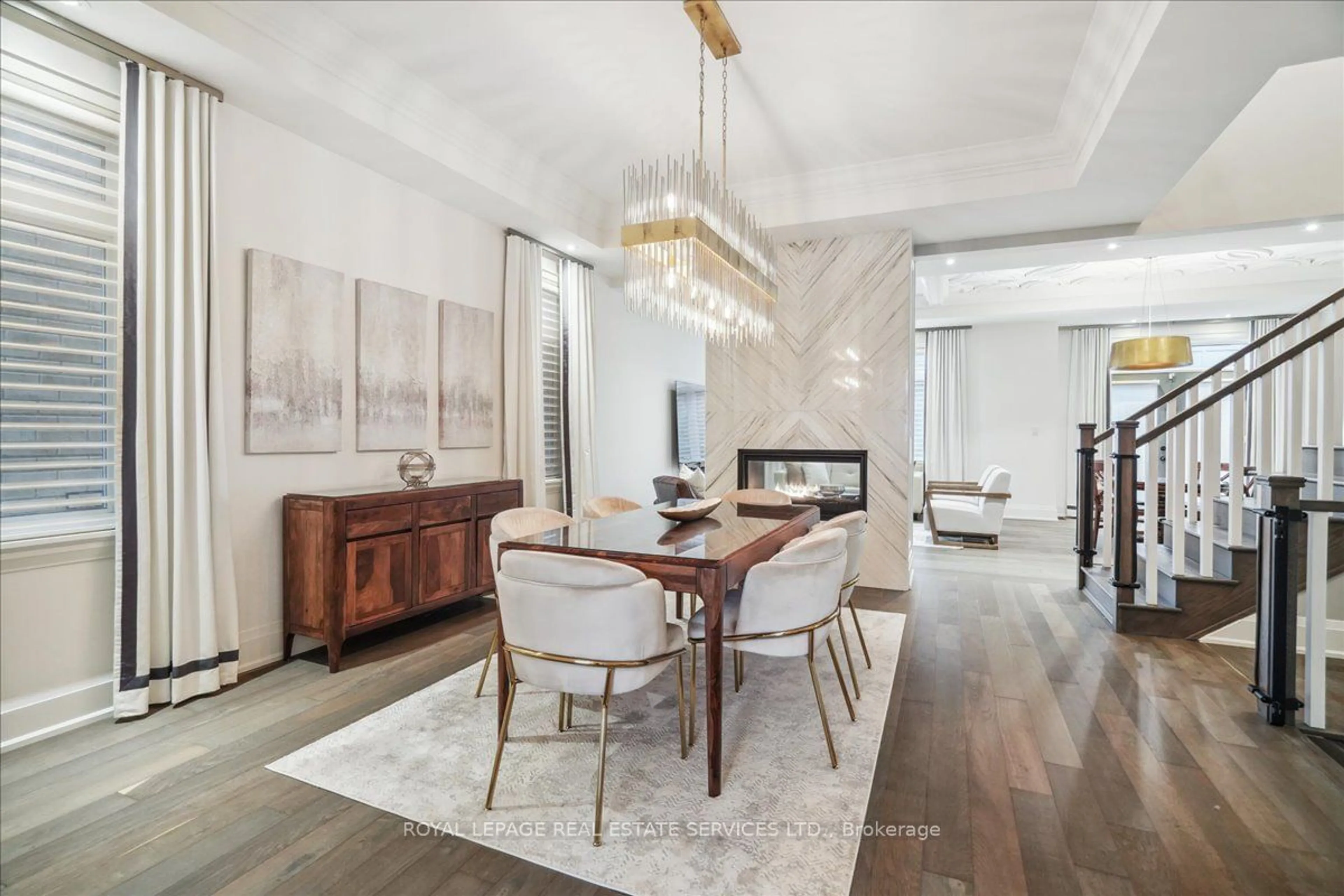 Dining room, wood floors for 3272 Post Rd, Oakville Ontario L6H 1L2