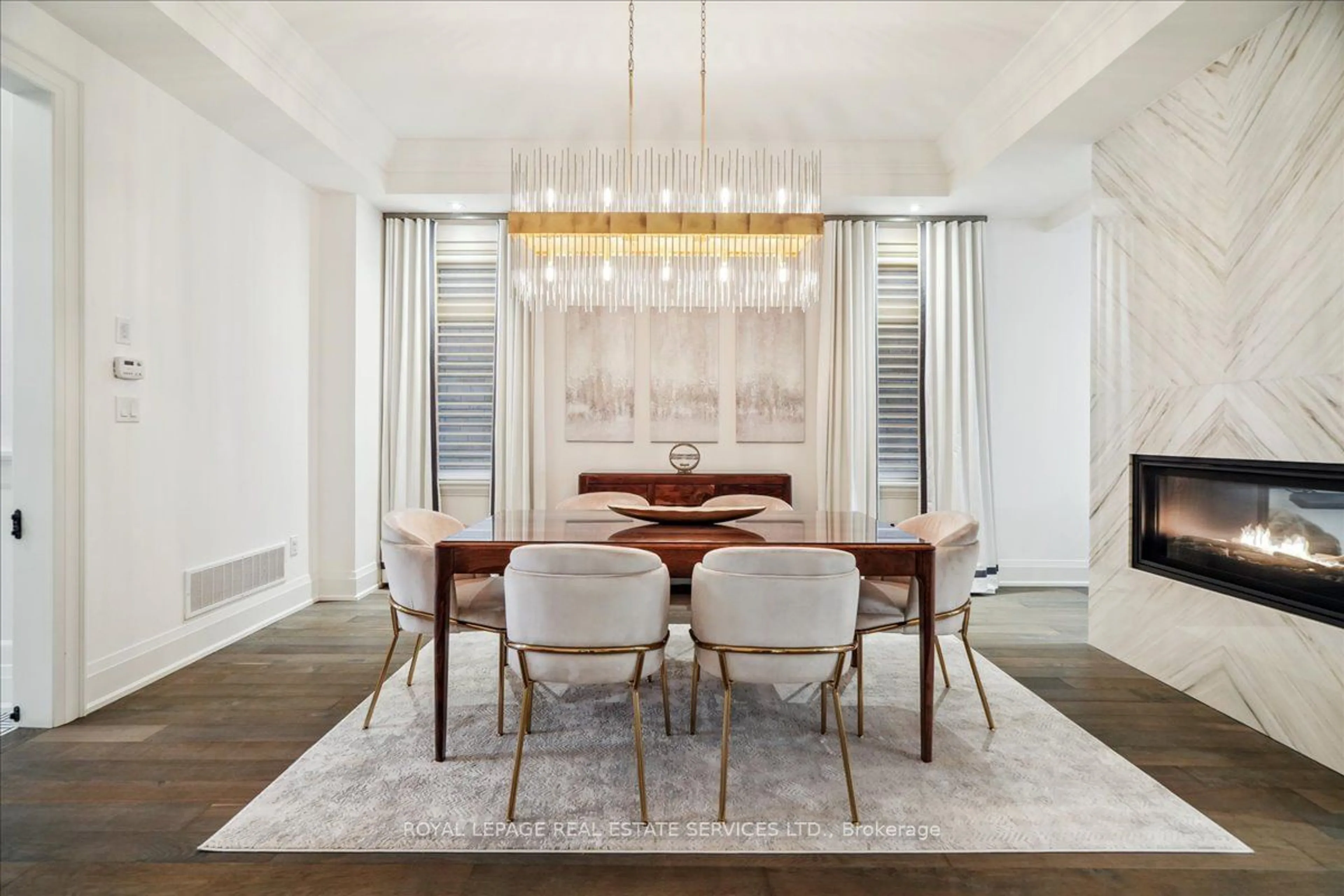 Dining room, wood floors for 3272 Post Rd, Oakville Ontario L6H 1L2