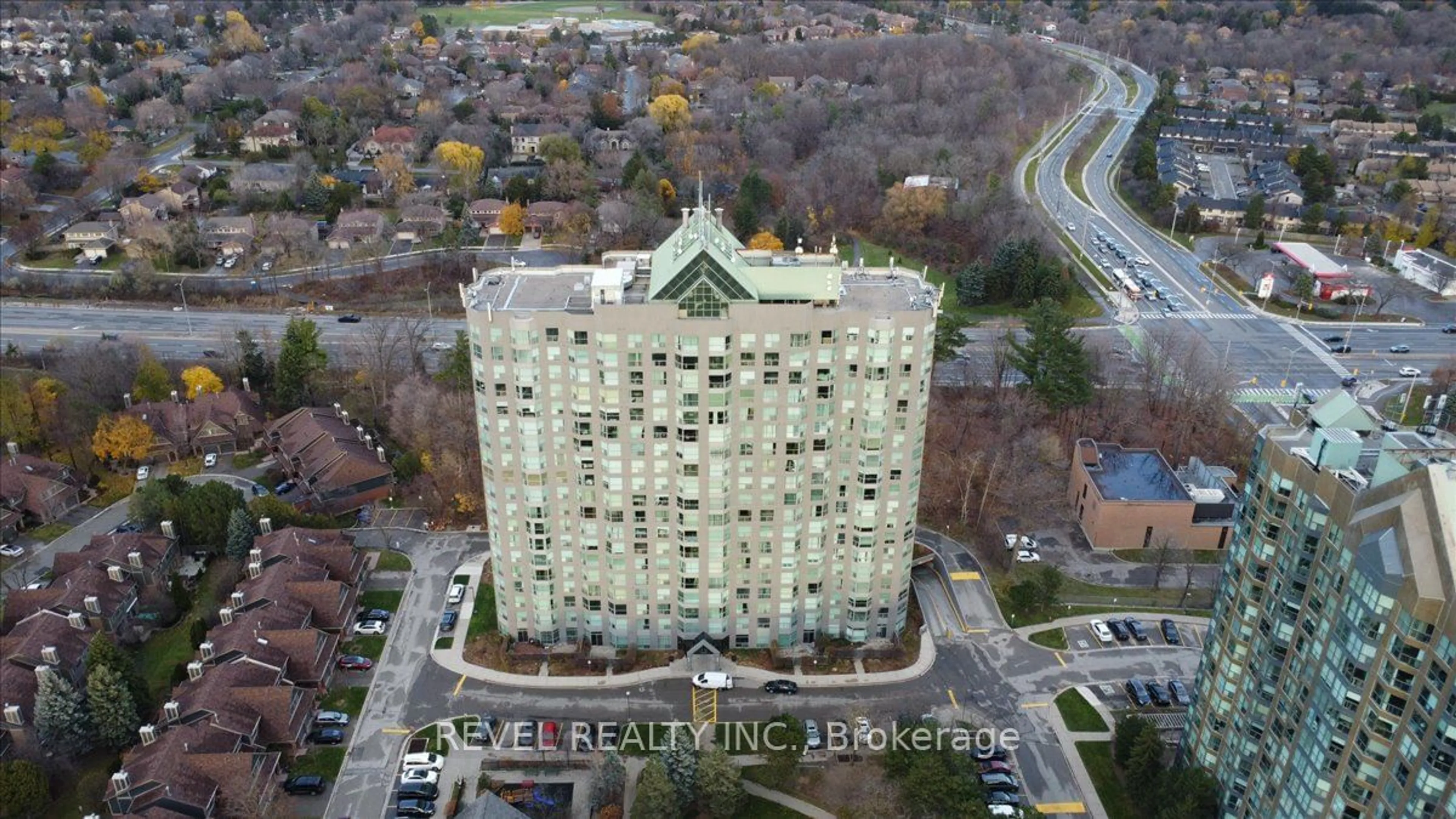 A pic from exterior of the house or condo, the front or back of building for 2155 Burnhamthorpe Rd #303, Mississauga Ontario L5L 5P4