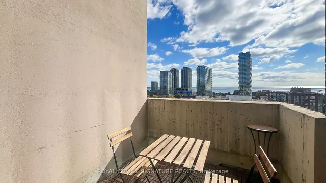 Additional property image - 60 Southport St Unit 724