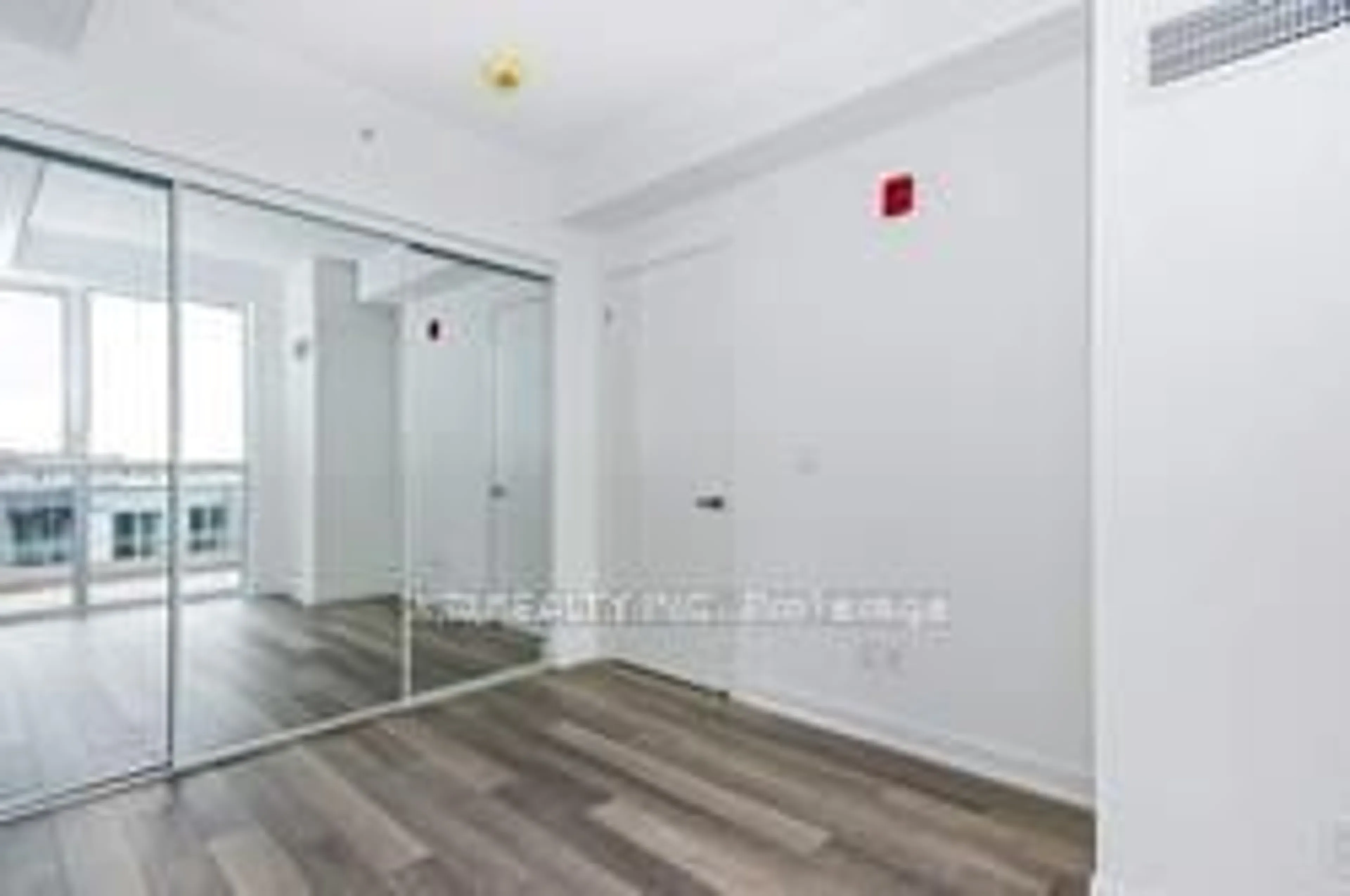 Other indoor space, not visible floor for 5240 Dundas St #B314, Burlington Ontario L7L 0J6