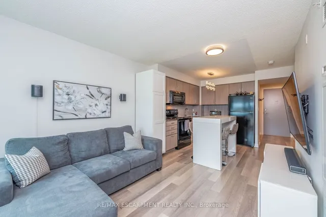 Additional property image - 80 Esther Lorrie Dr Unit 802