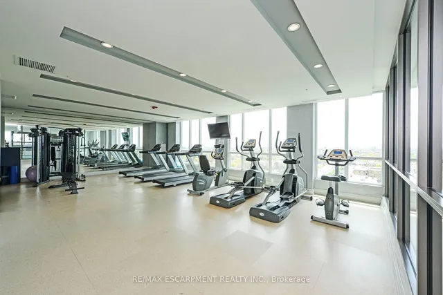 Additional property image - 80 Esther Lorrie Dr Unit 802