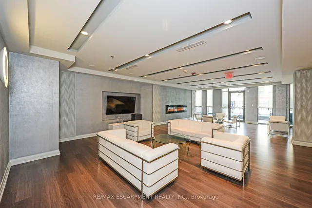 Additional property image - 80 Esther Lorrie Dr Unit 802