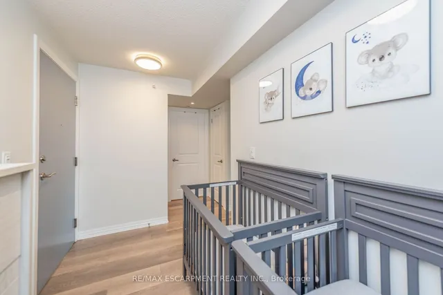 Additional property image - 80 Esther Lorrie Dr Unit 802