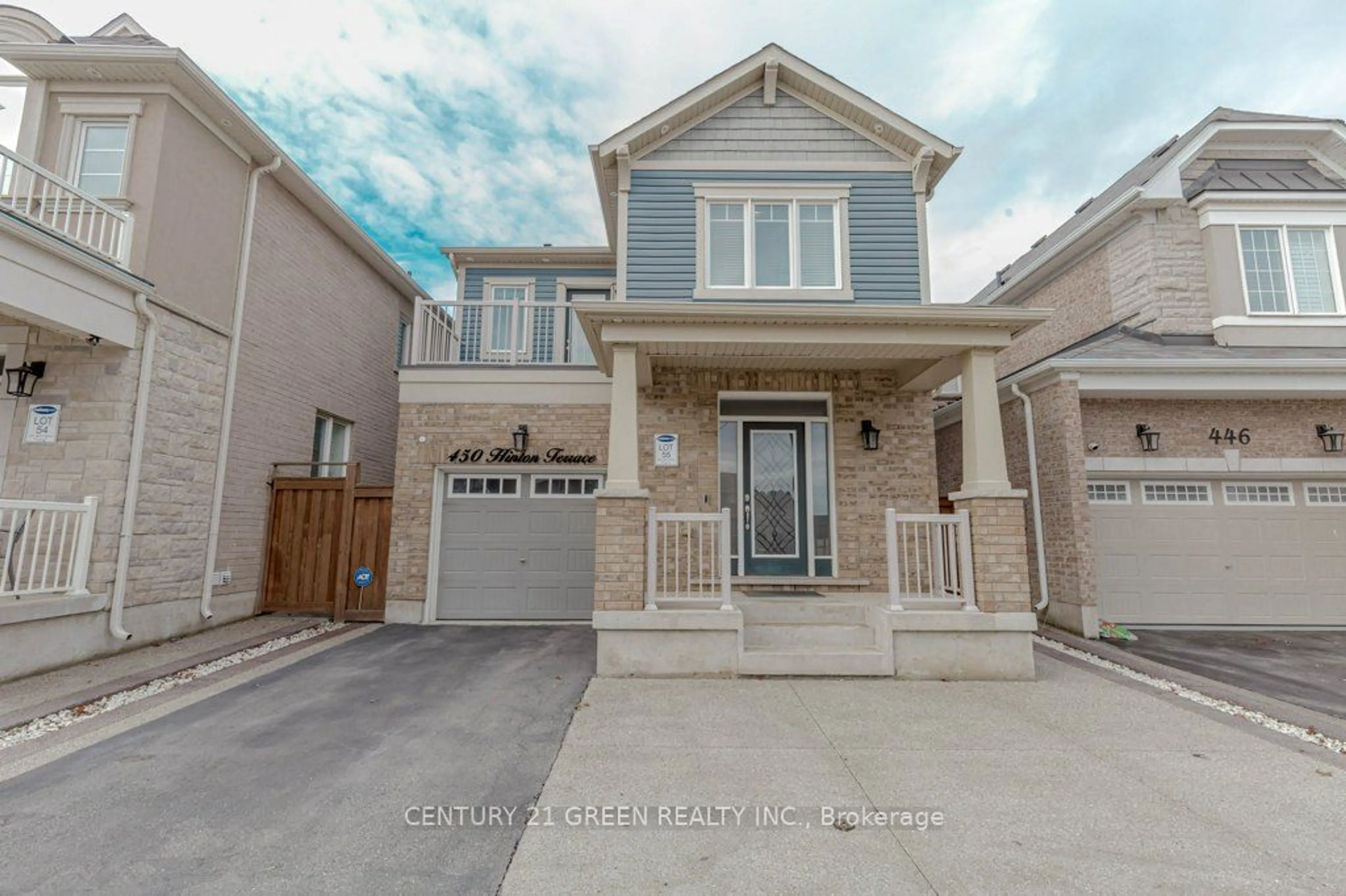 Frontside or backside of a home, the street view for 450 Hinton Terr, Milton Ontario L9E 1E3