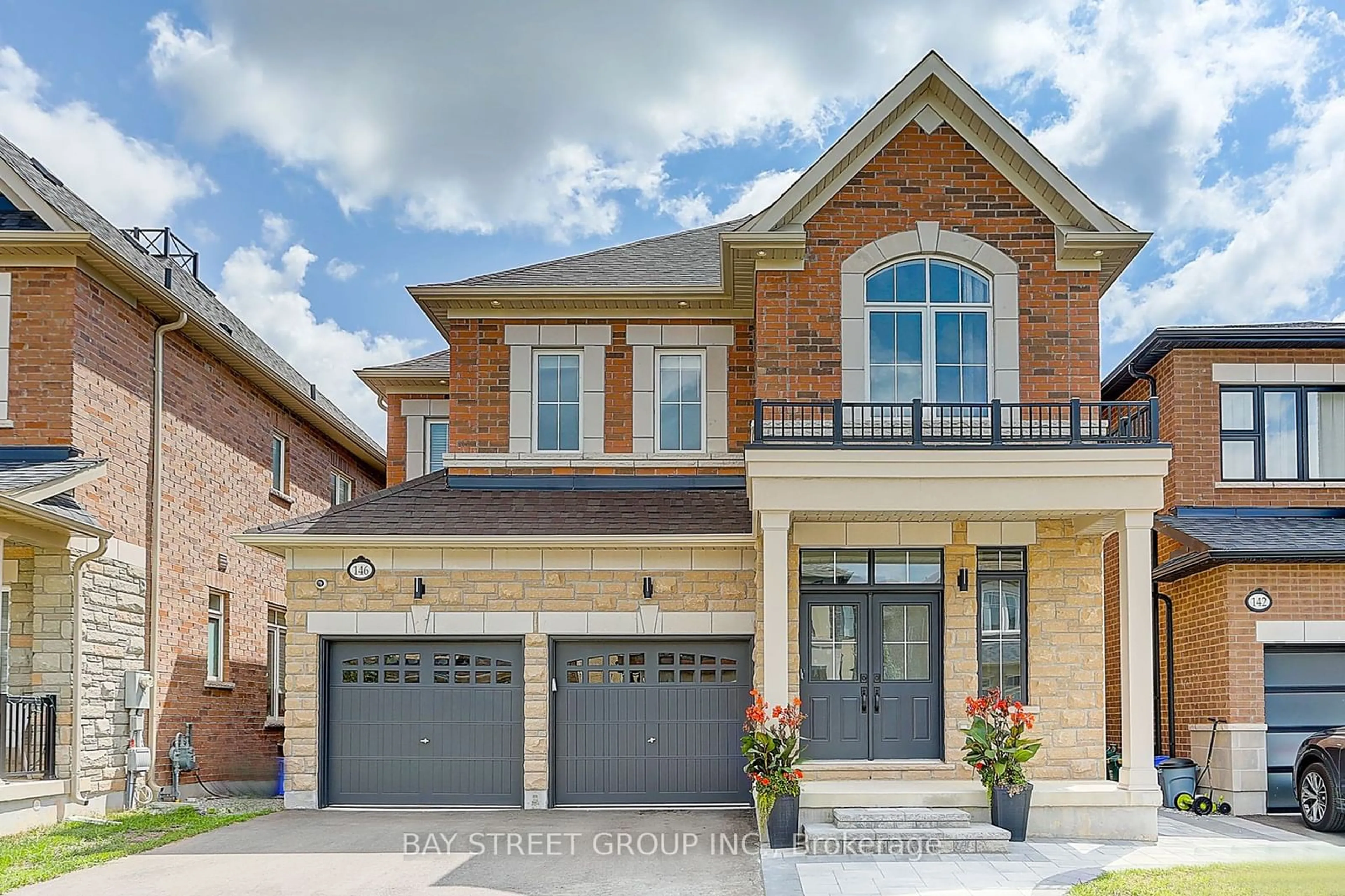 Home with brick exterior material for 146 Petgor Path, Oakville Ontario L6H 0Y6