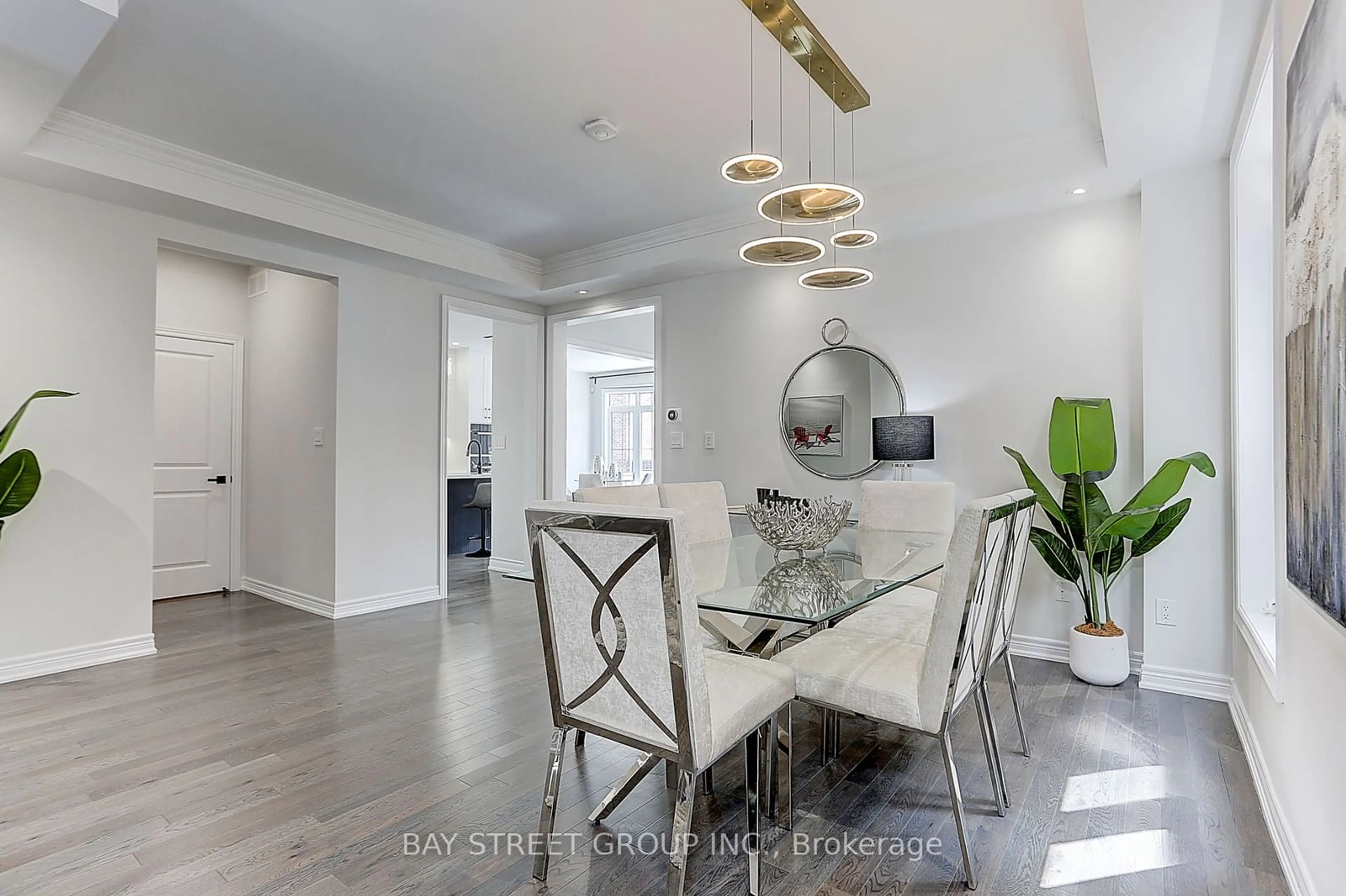 Dining room, wood floors for 146 Petgor Path, Oakville Ontario L6H 0Y6