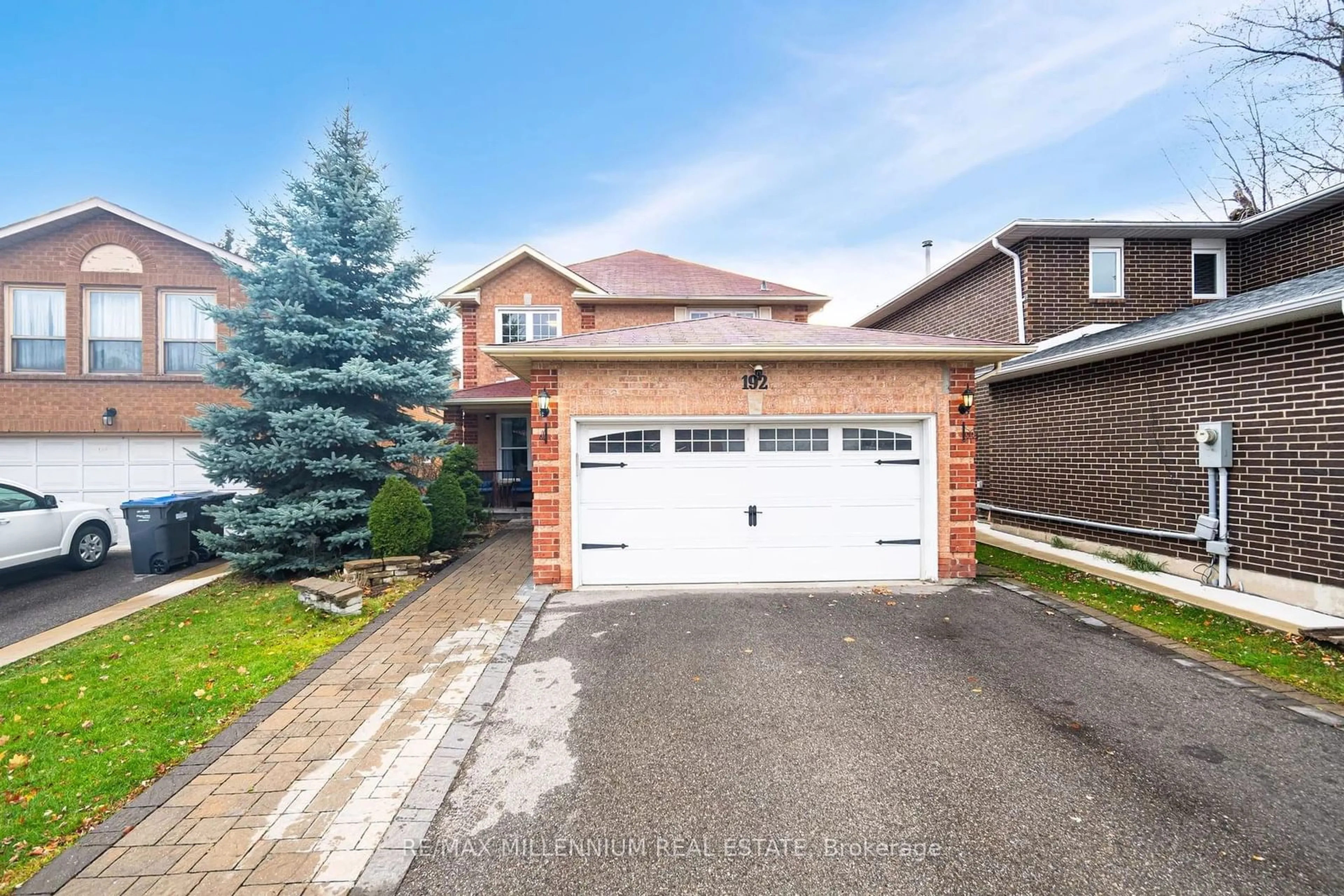 Frontside or backside of a home, the street view for 192 Conestoga Dr, Brampton Ontario L6Z 2Z7