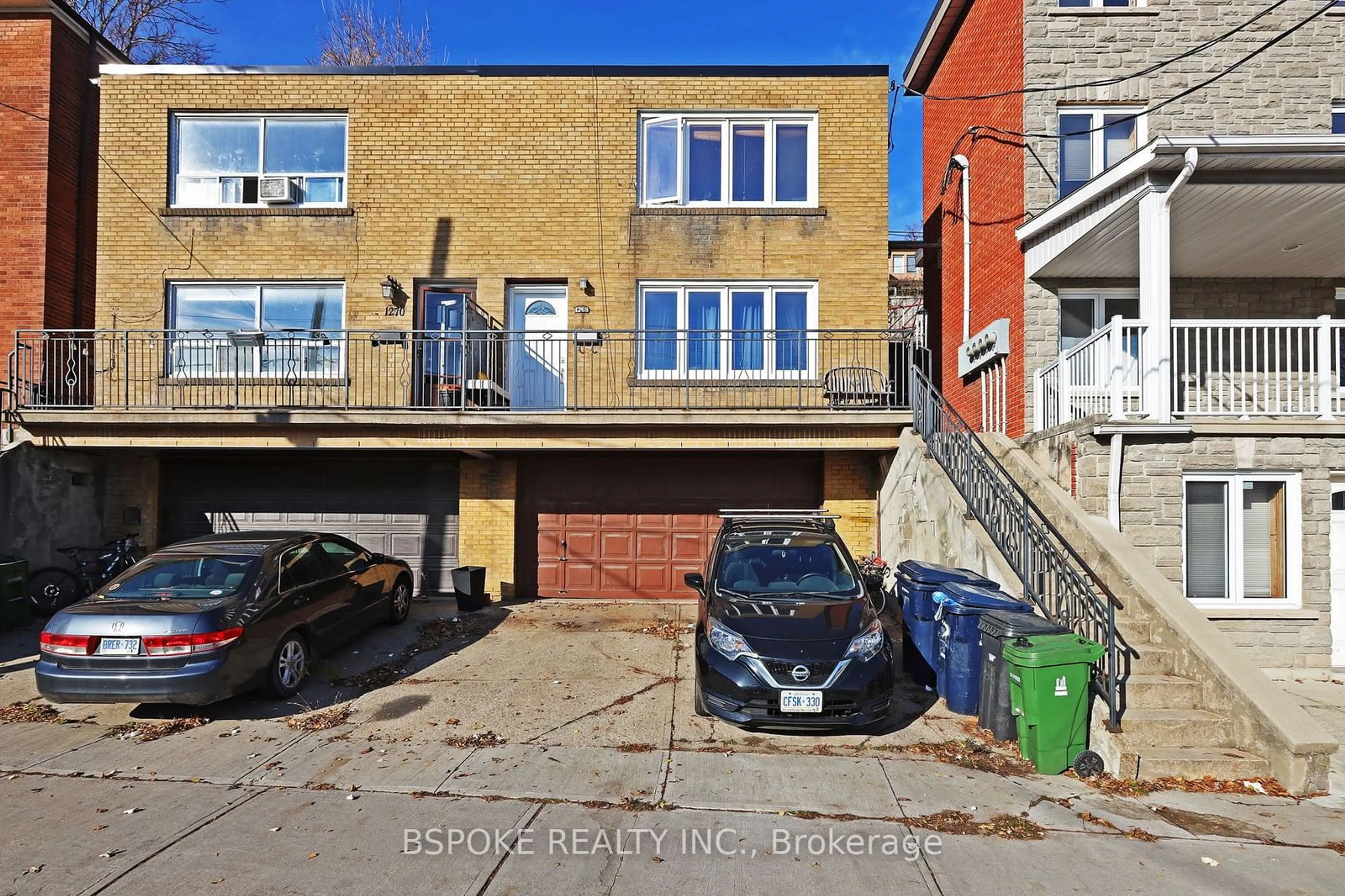 A pic from exterior of the house or condo, the street view for 1268 Davenport Rd, Toronto Ontario M6H 2G9