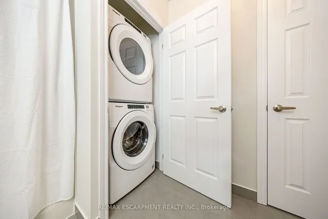 Additional property image - 716 Main St Unit 1109