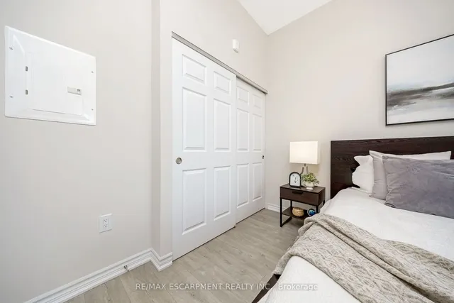 Additional property image - 716 Main St Unit 1109