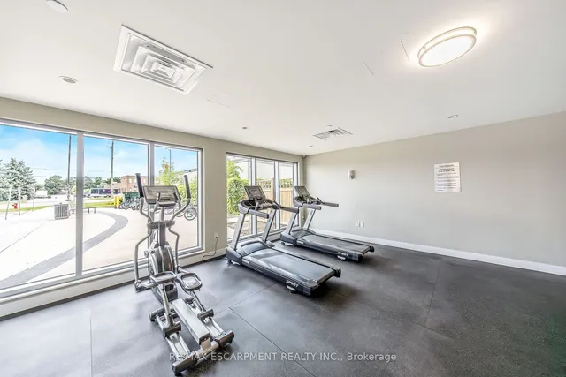 Additional property image - 716 Main St Unit 1109