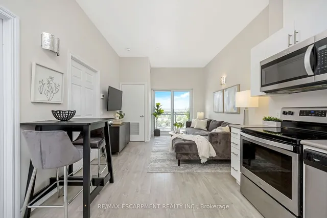 Additional property image - 716 Main St Unit 1109