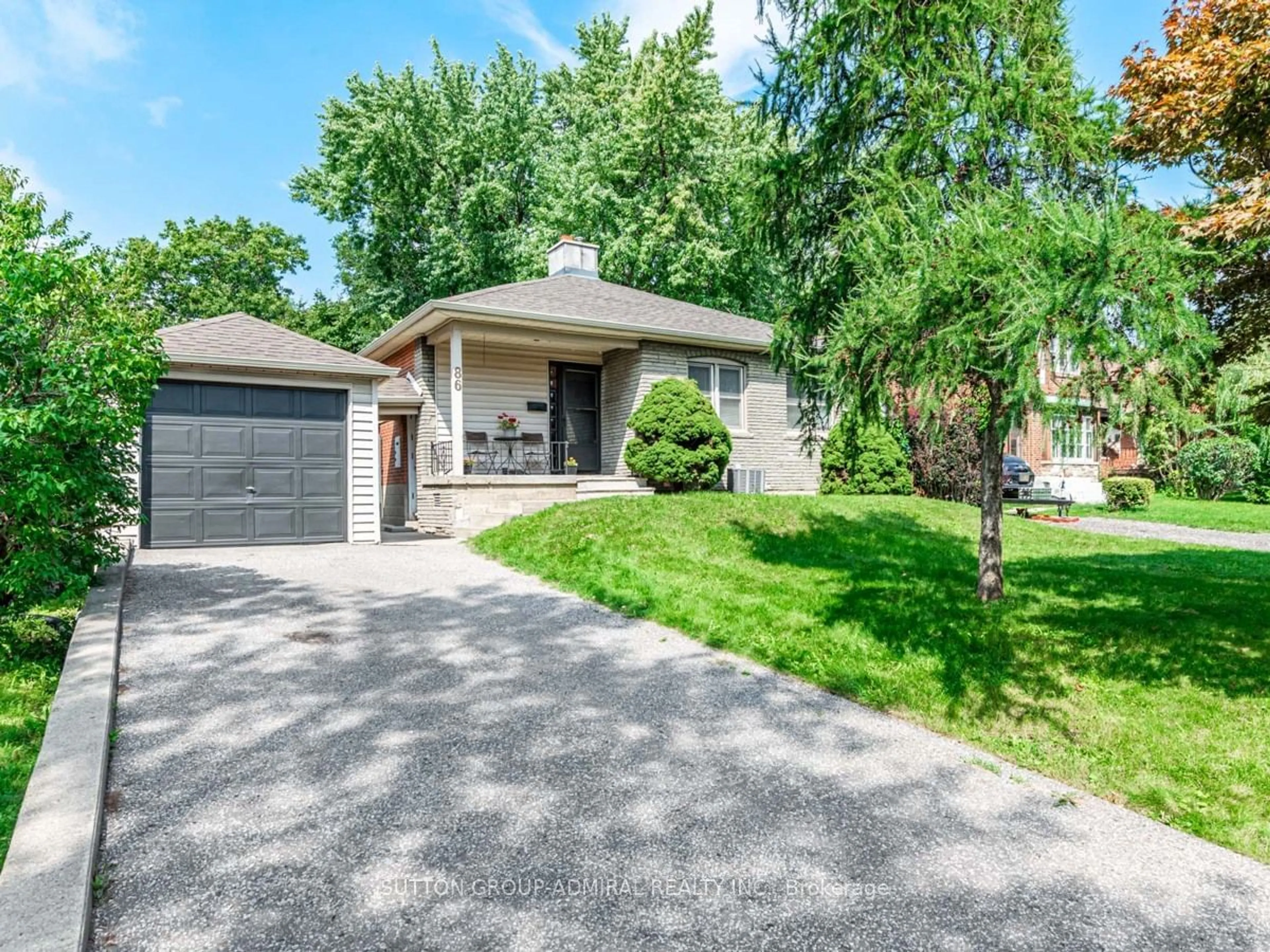 Frontside or backside of a home, cottage for 86 North Park Dr, Toronto Ontario M6L 1K2