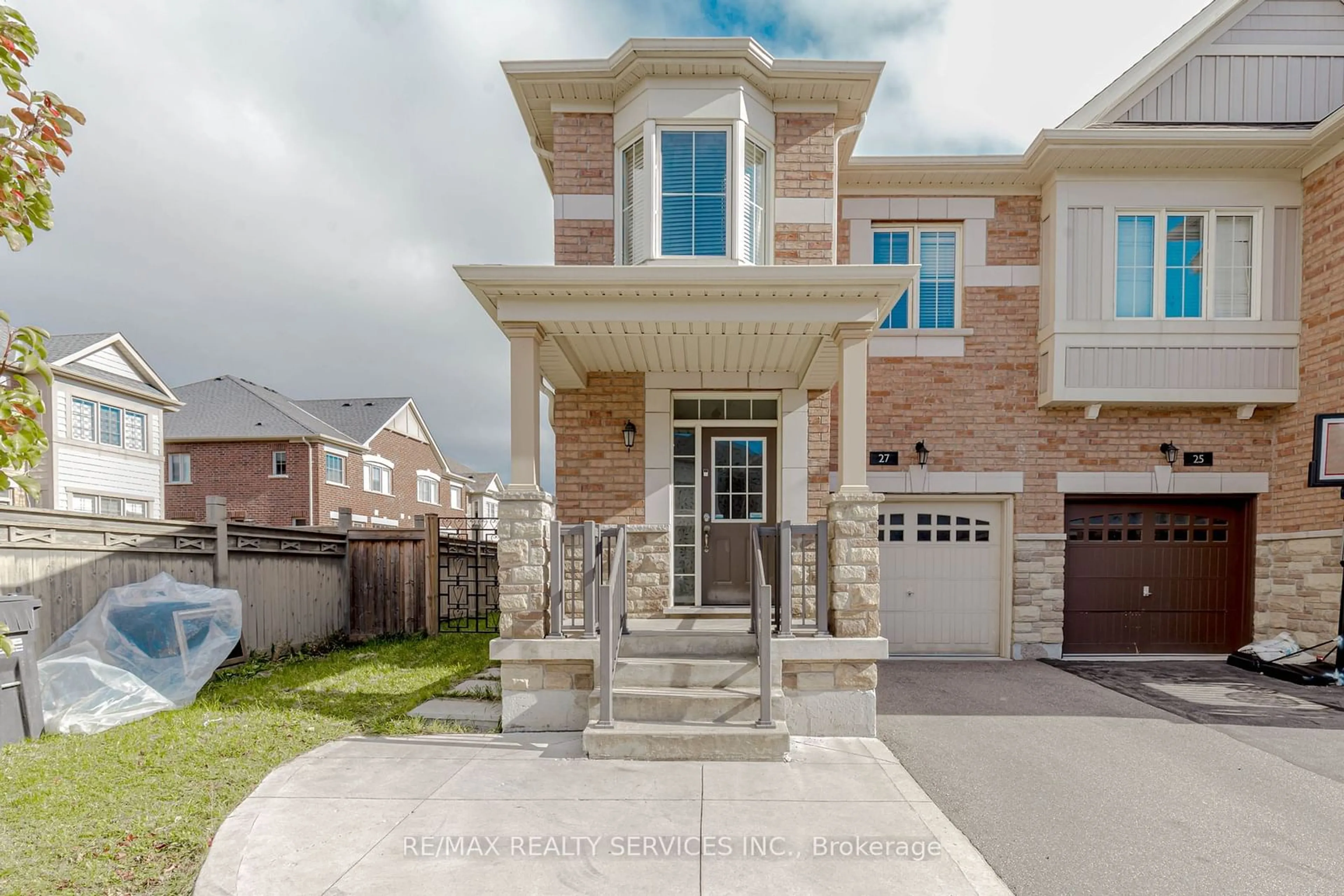 Home with brick exterior material for 27 Biddens Sq, Brampton Ontario L6P 3P9