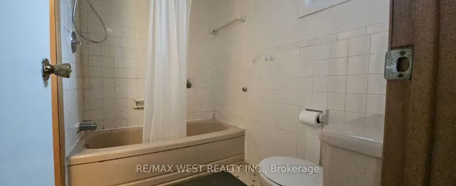 Additional property image - 18 Richgrove Dr