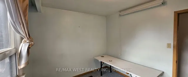 Additional property image - 18 Richgrove Dr