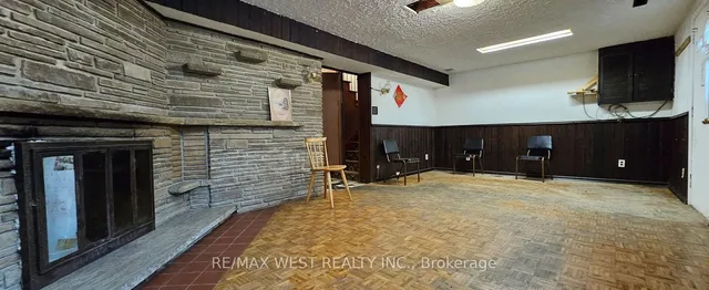 Additional property image - 18 Richgrove Dr