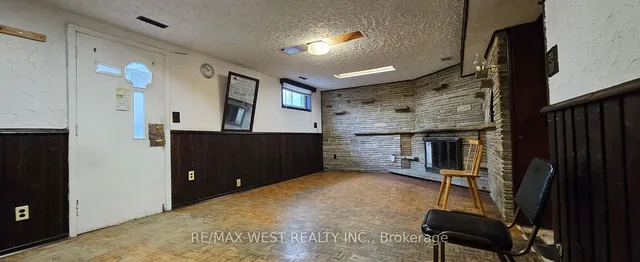 Additional property image - 18 Richgrove Dr