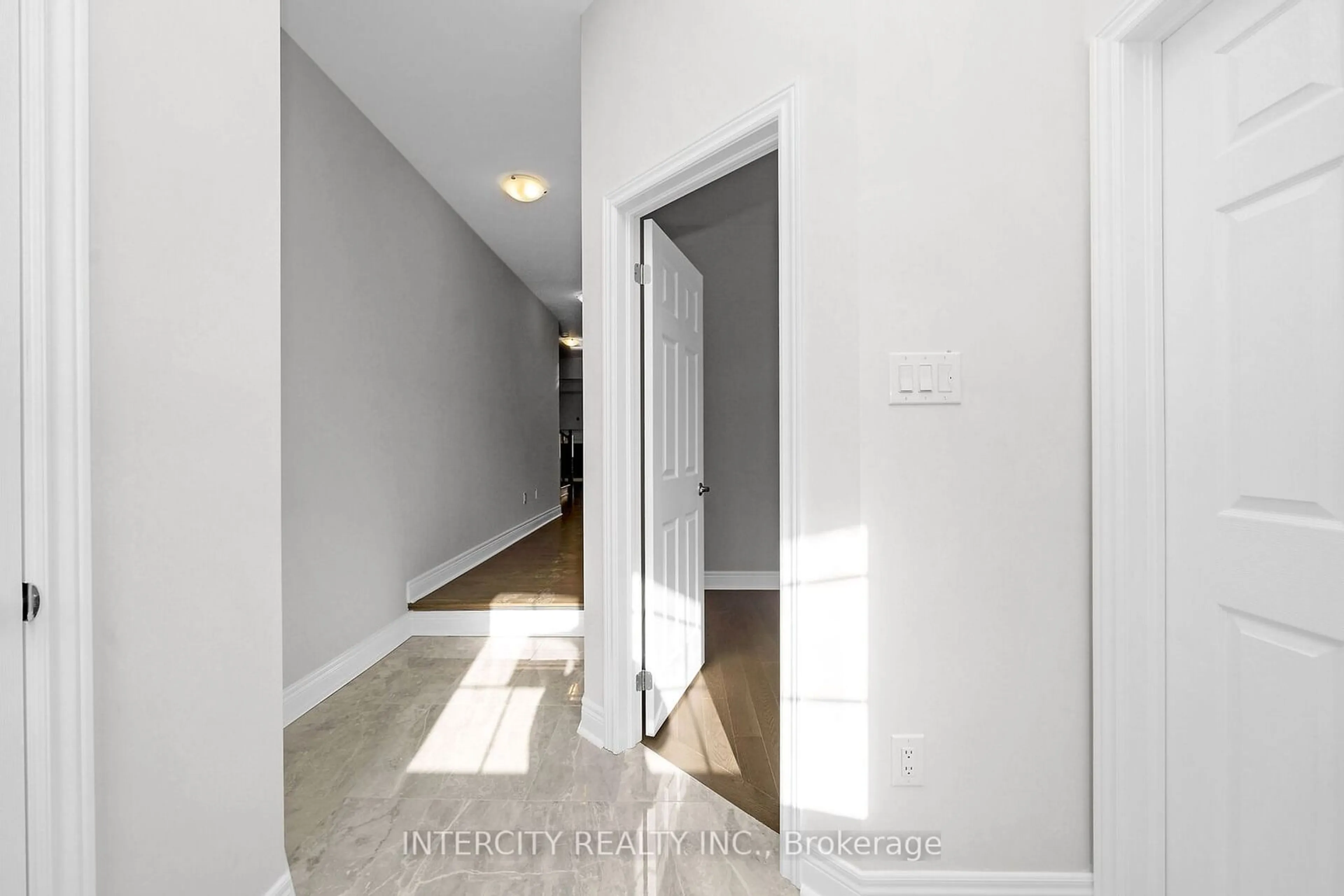 Indoor entryway, not visible floor for 75 Claremont Dr #Lot 149, Brampton Ontario L6R 4E7