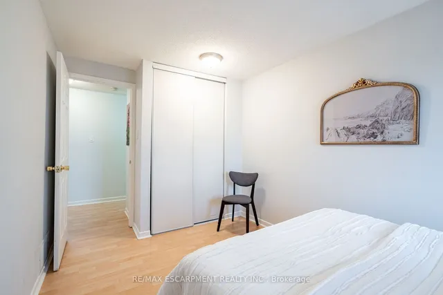 Additional property image - 2185 Fairchild Blvd Unit 27