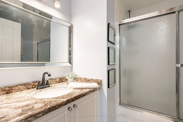 Additional property image - 2185 Fairchild Blvd Unit 27