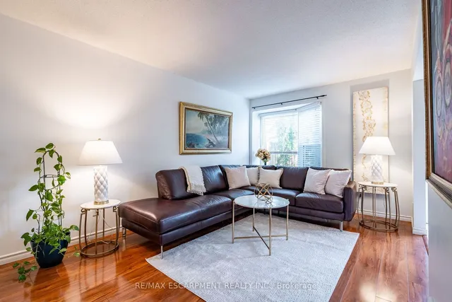 Additional property image - 2185 Fairchild Blvd Unit 27