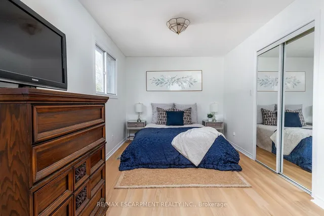Additional property image - 2005 KILBRIDE St