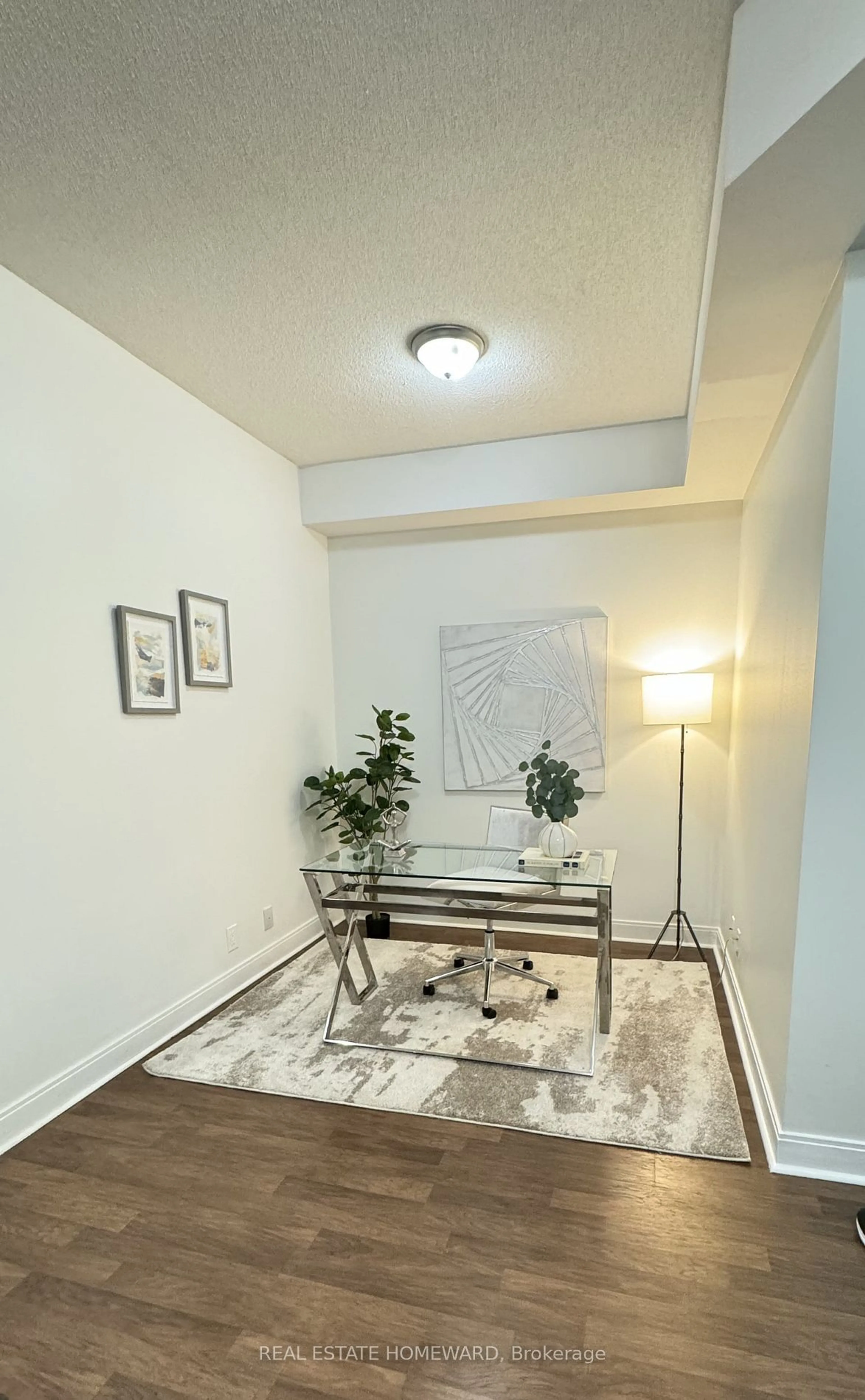 Indoor entryway, not visible floor for 60 Absolute Ave #1502, Mississauga Ontario L4T 0A9