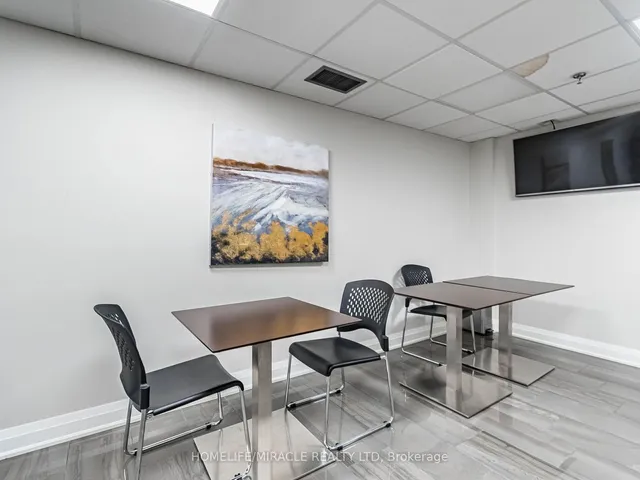 Additional property image - 1270 Maple Crossing Blvd Unit 604