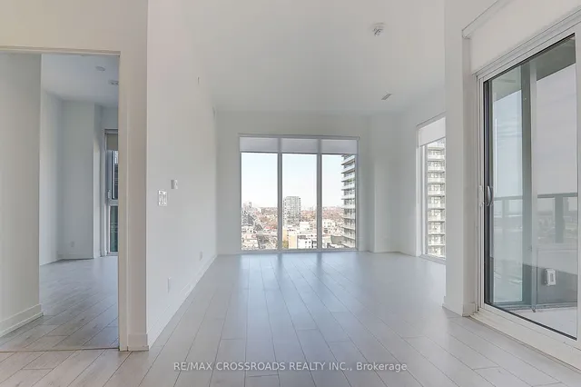 Additional property image - 270 Dufferin St Unit LPH3
