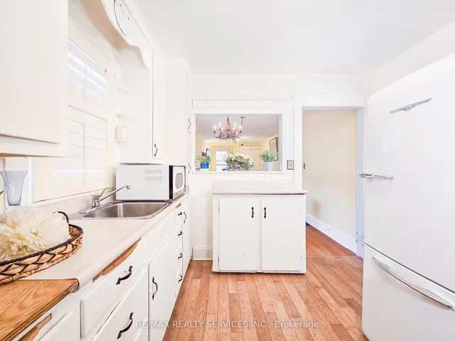 Additional property image - 36 Seventh St