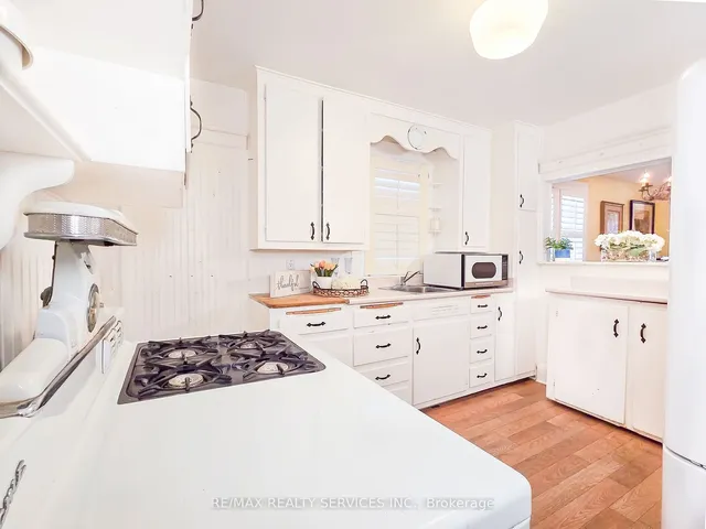 Additional property image - 36 Seventh St