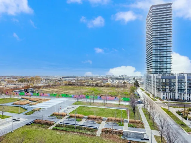 Additional property image - 15 Zorra St Unit 607