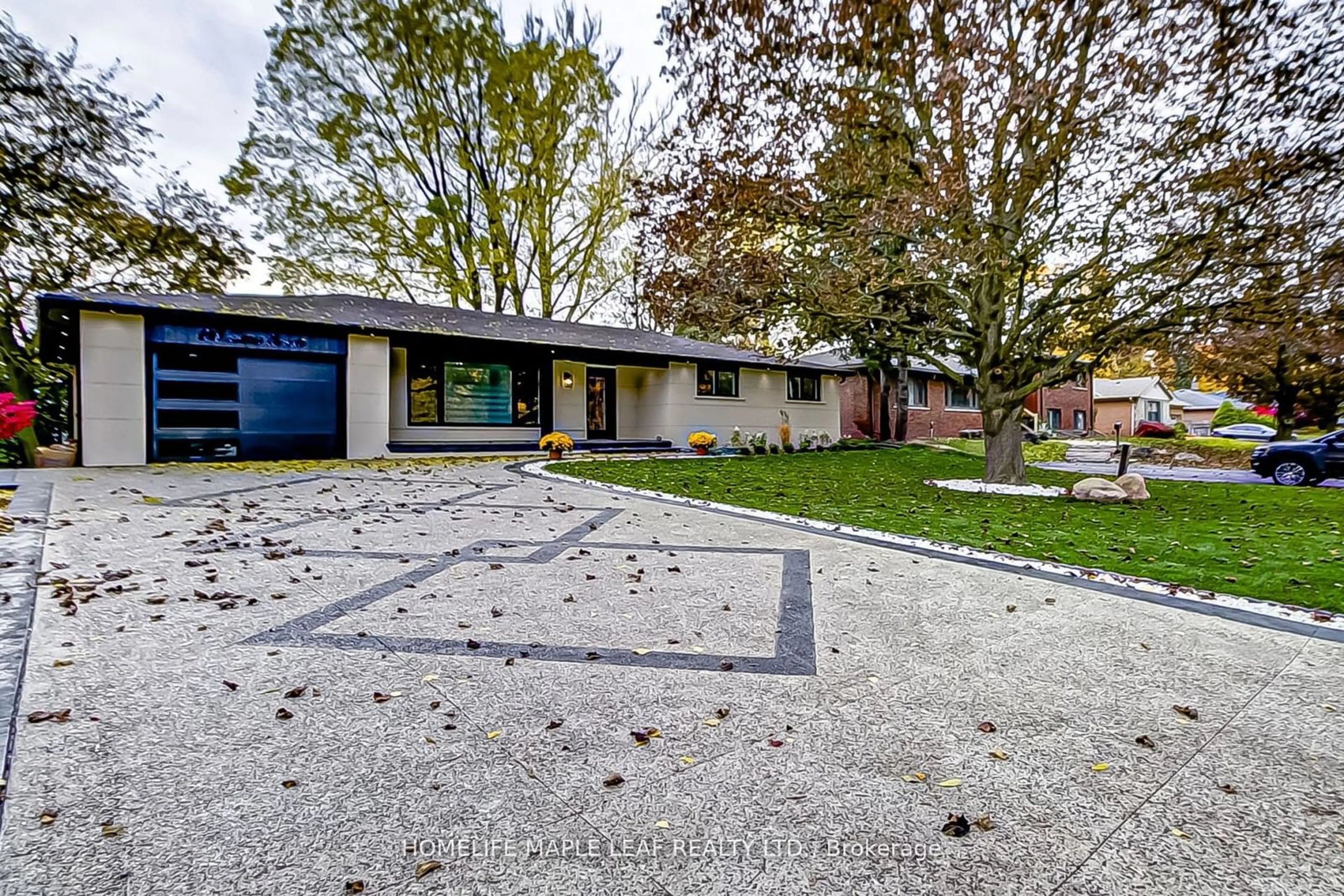 Frontside or backside of a home, the street view for 86 ZINA St, Orangeville Ontario L9W 1E8