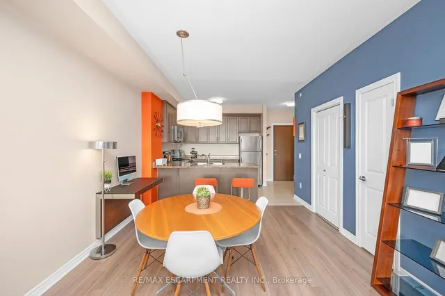 Additional property image - 216 Oak Park Blvd Unit 428