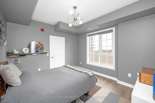 Additional property image - 216 Oak Park Blvd Unit 428