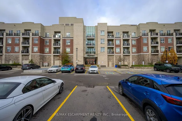 Additional property image - 216 Oak Park Blvd Unit 428