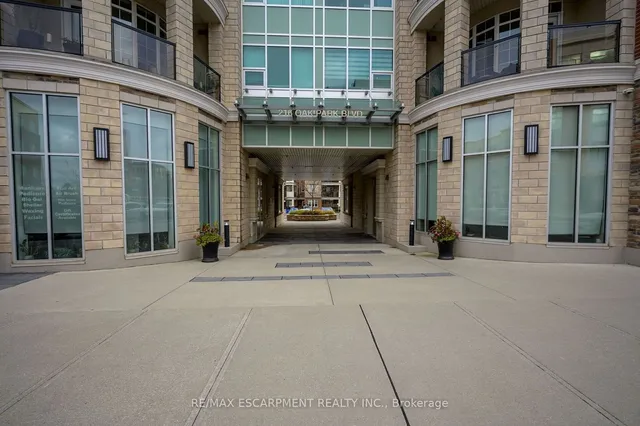 Additional property image - 216 Oak Park Blvd Unit 428