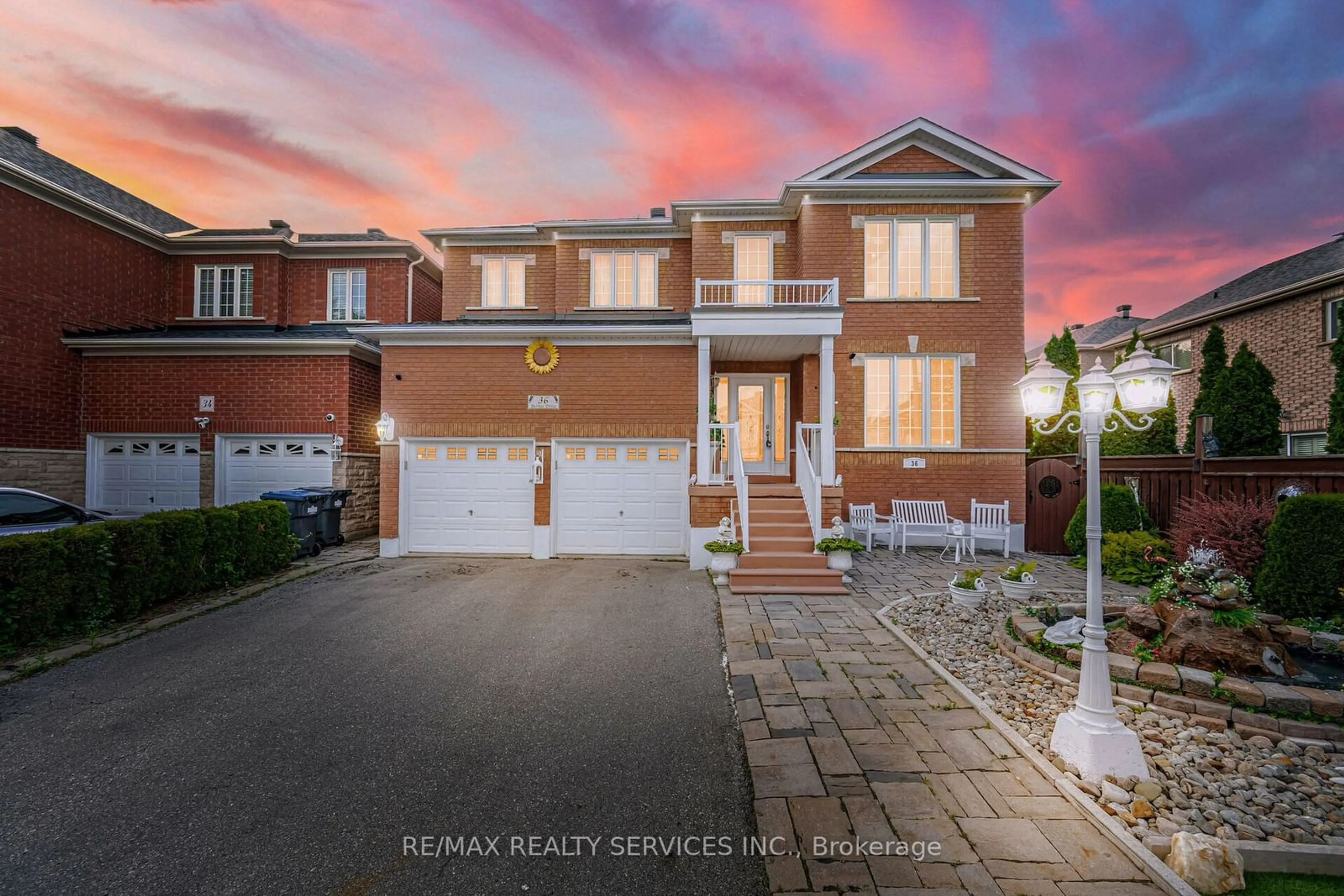 Frontside or backside of a home, the street view for 36 Berries Dr, Brampton Ontario L7A 3R8