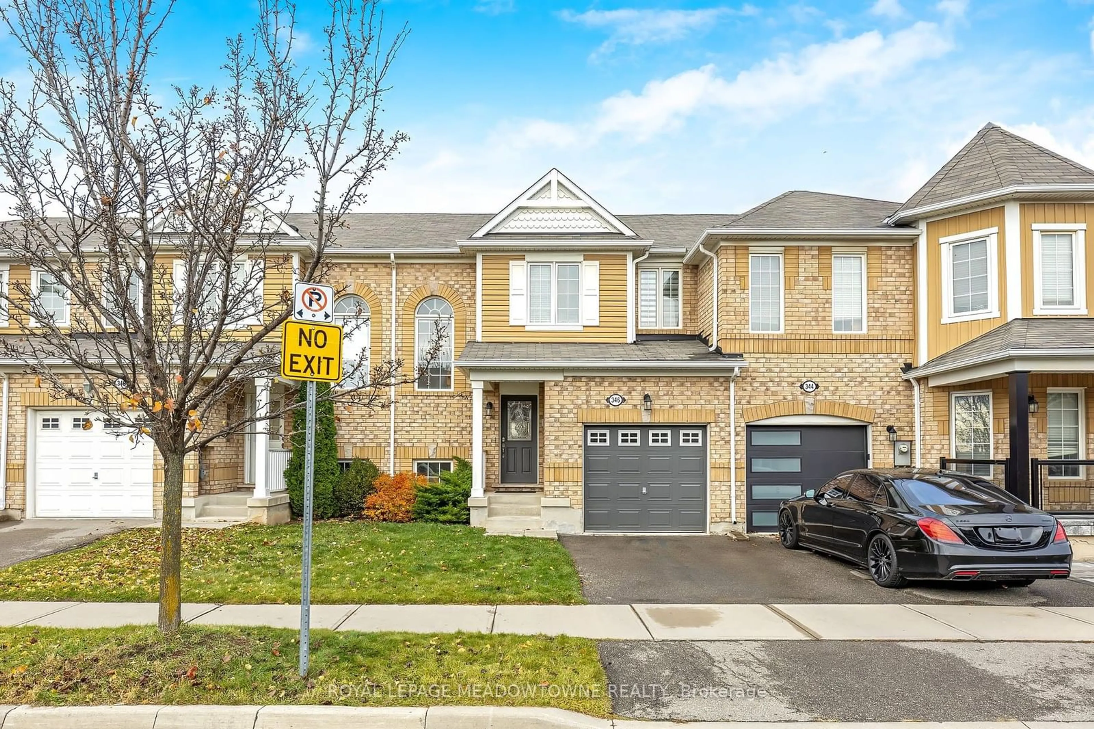 A pic from exterior of the house or condo, the street view for 346 Chuchmach Clse, Milton Ontario L9T 6B7