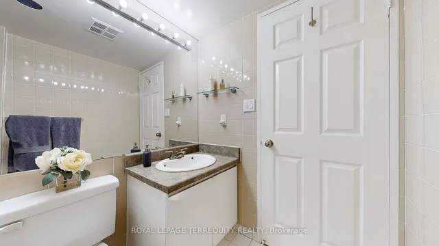 Additional property image - 20 Southport St Unit 511