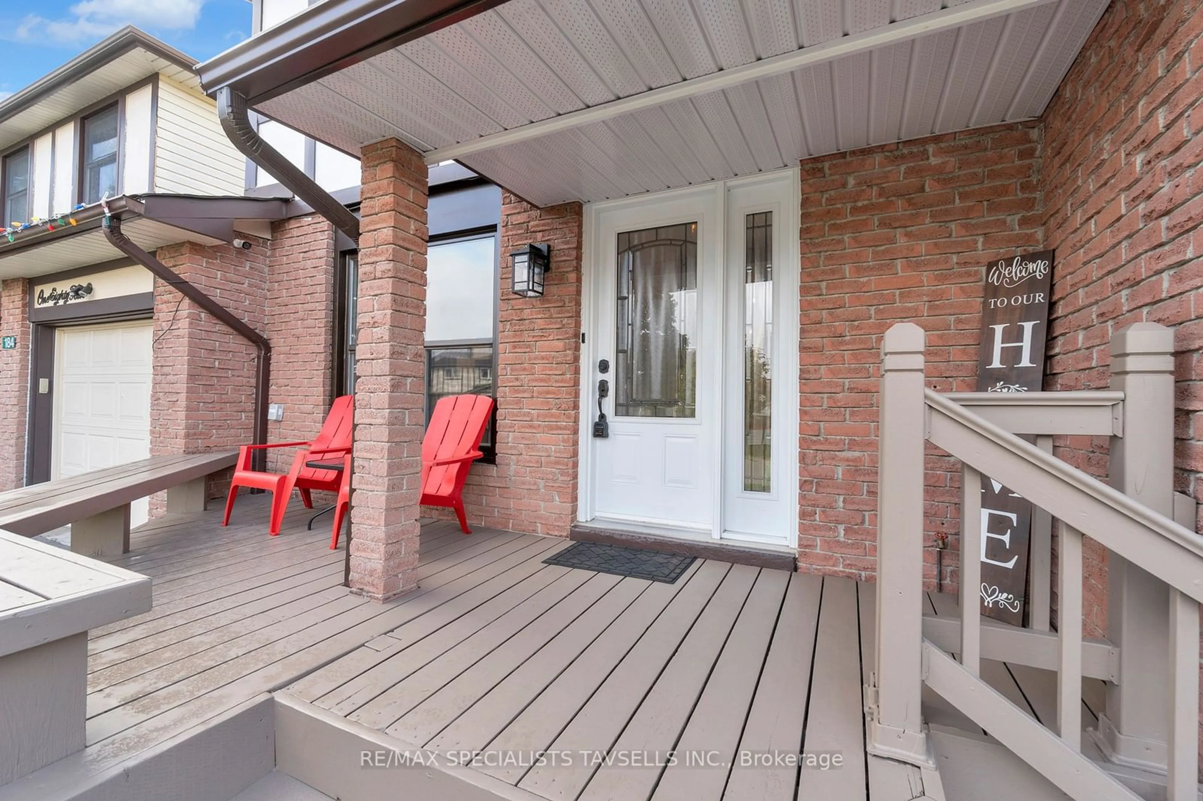 Patio, cottage for 186 Ridge Rd, Caledon Ontario L7E 4V7