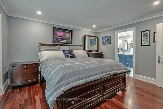 Additional property image - 2428 Lakeshore Rd