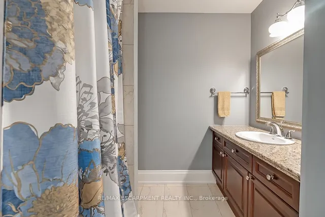 Additional property image - 2428 Lakeshore Rd