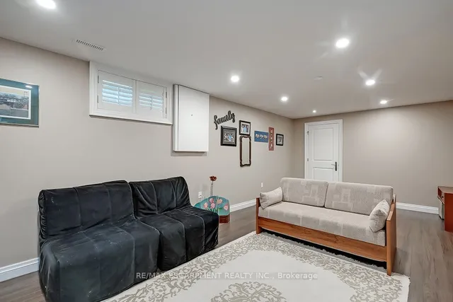 Additional property image - 2428 Lakeshore Rd