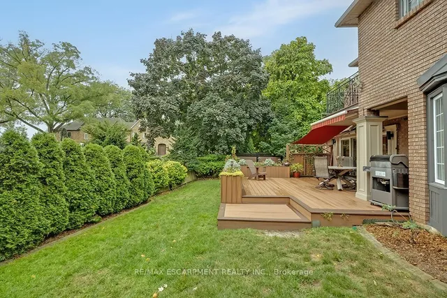 Additional property image - 2428 Lakeshore Rd