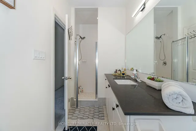 Additional property image - 129 Adventura Rd